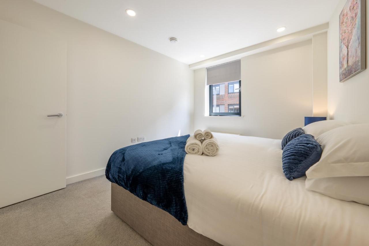 Luxury One Bedroom Serviced Apartment In The Heart Of Bedford Exterior foto